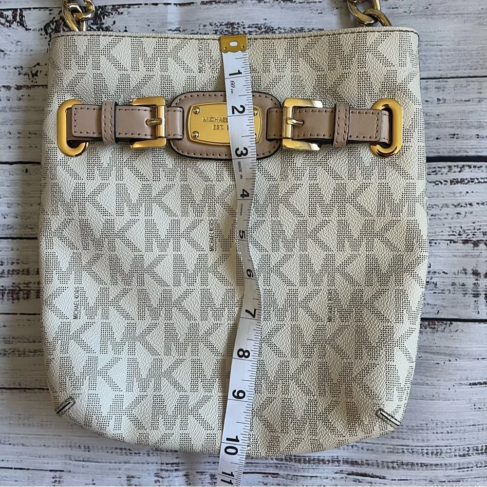 MICHAEL KORS HAMILTON TRAVEL MESSENGER CROSSBODY BAG VANILLA/ACORN GOLD NWOT - Picture 10 of 10